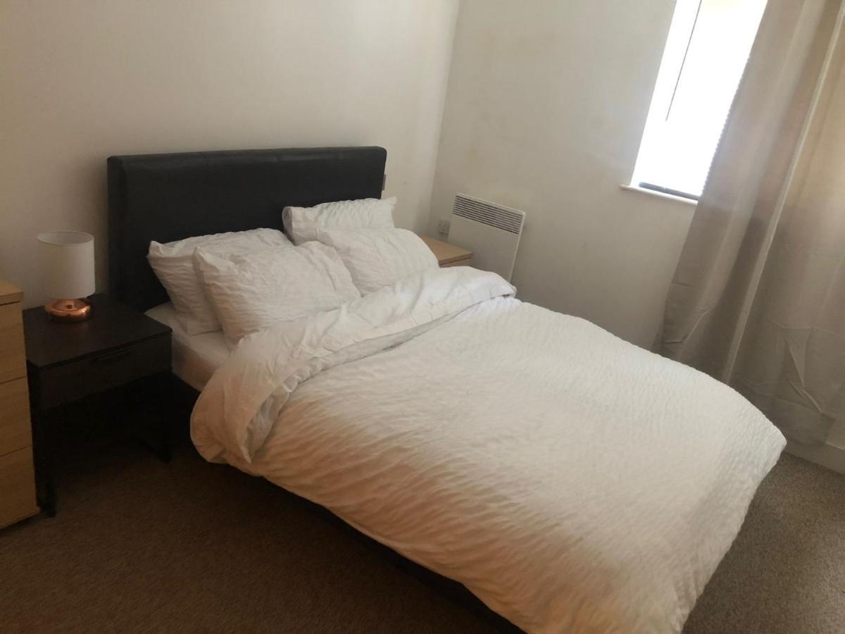 Lovely Serviced Apartment 2Min 2 City Center Manchester Bagian luar foto