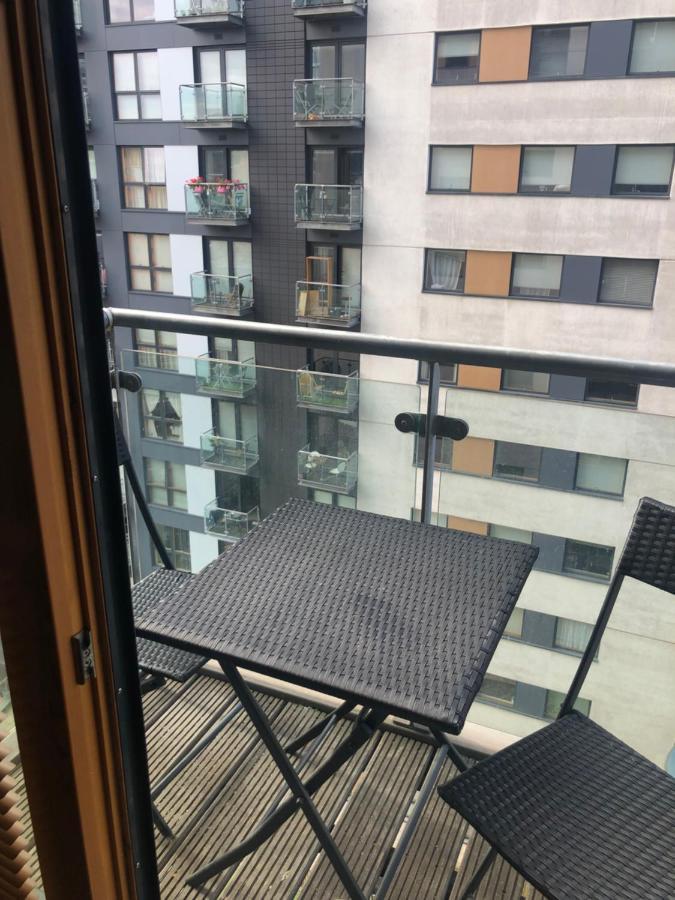 Lovely Serviced Apartment 2Min 2 City Center Manchester Bagian luar foto